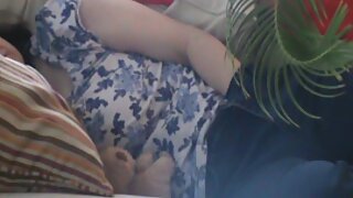 Ljubiteljica joge Nikki Sexx domaci porno severina se žestoko jebe sa zavezanim rukama. BDSM video.